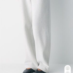 Aritzia sweatpants